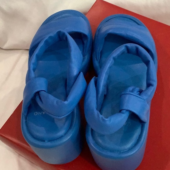 Blue puffy leather 7 - Picture 3 of 5